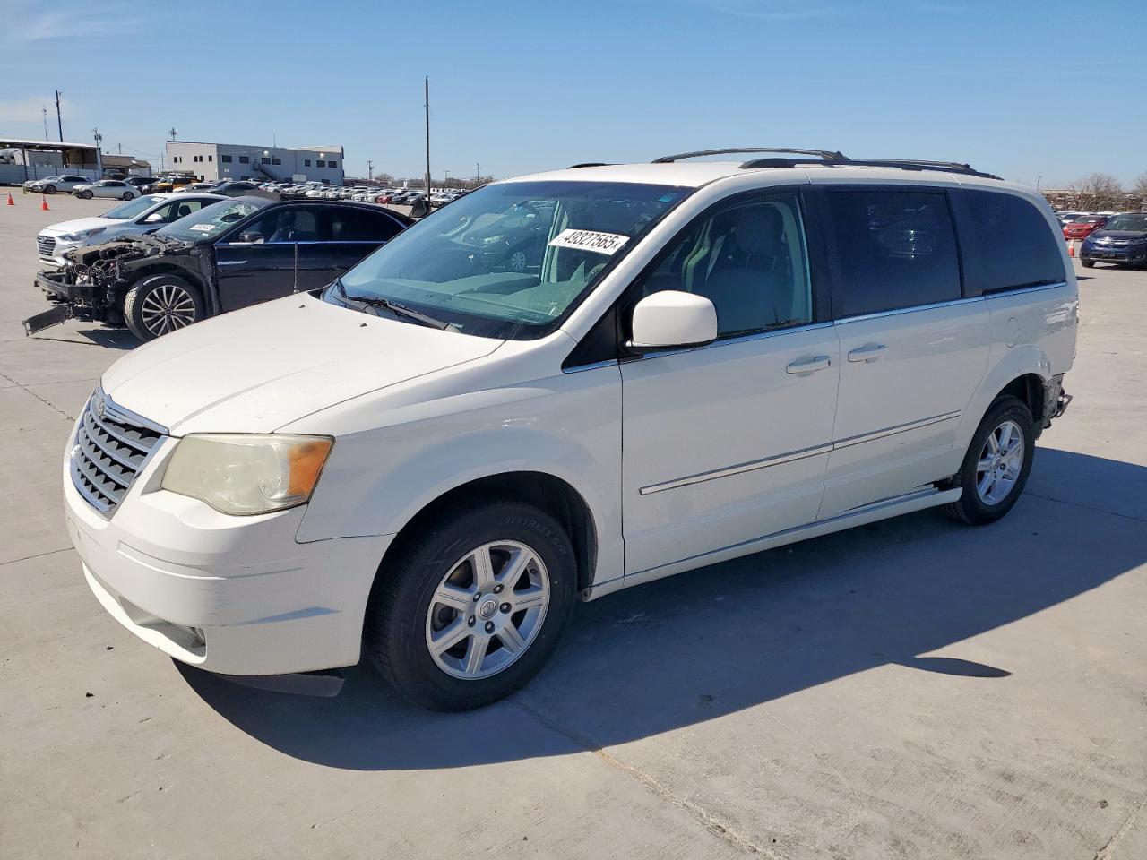 2010 Chrysler Town & Country - Image 1
