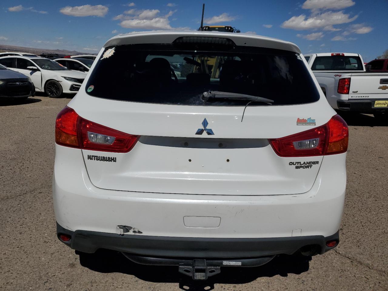 2013 Mitsubishi Outlander - Image 6