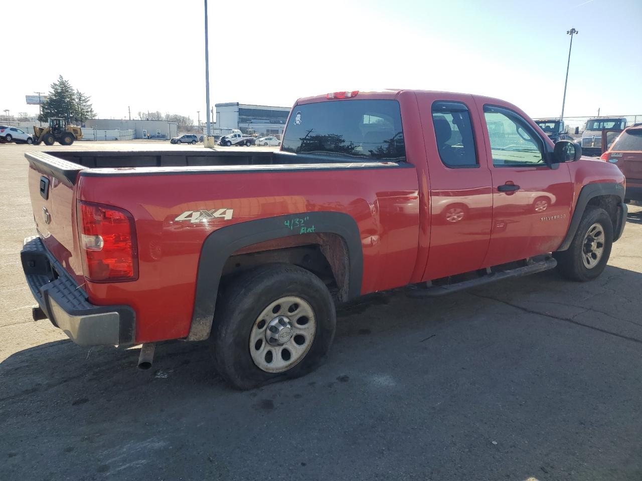 2010 Chevrolet Silverado - Image 3