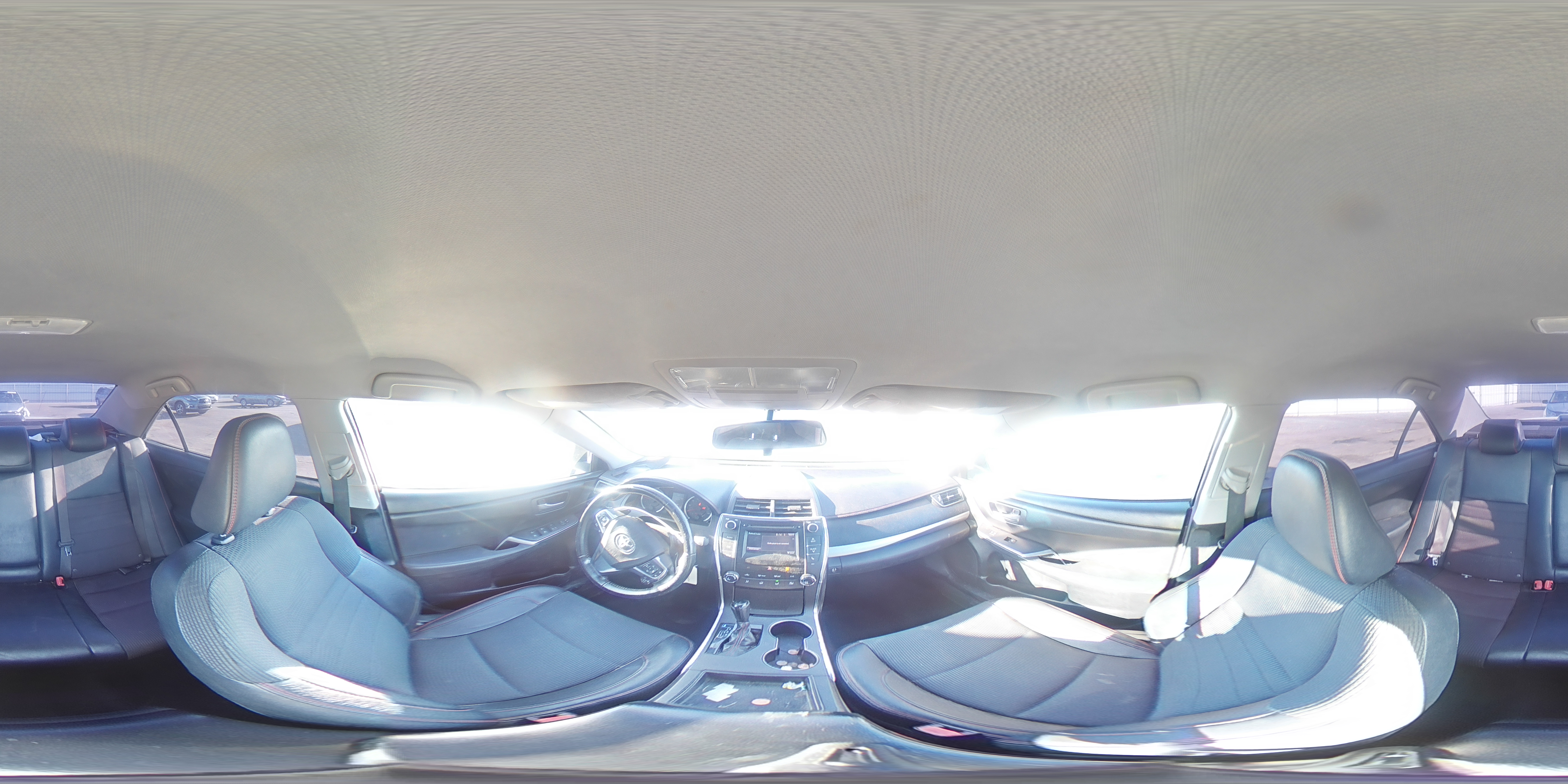 2016 Toyota Camry - Image 12