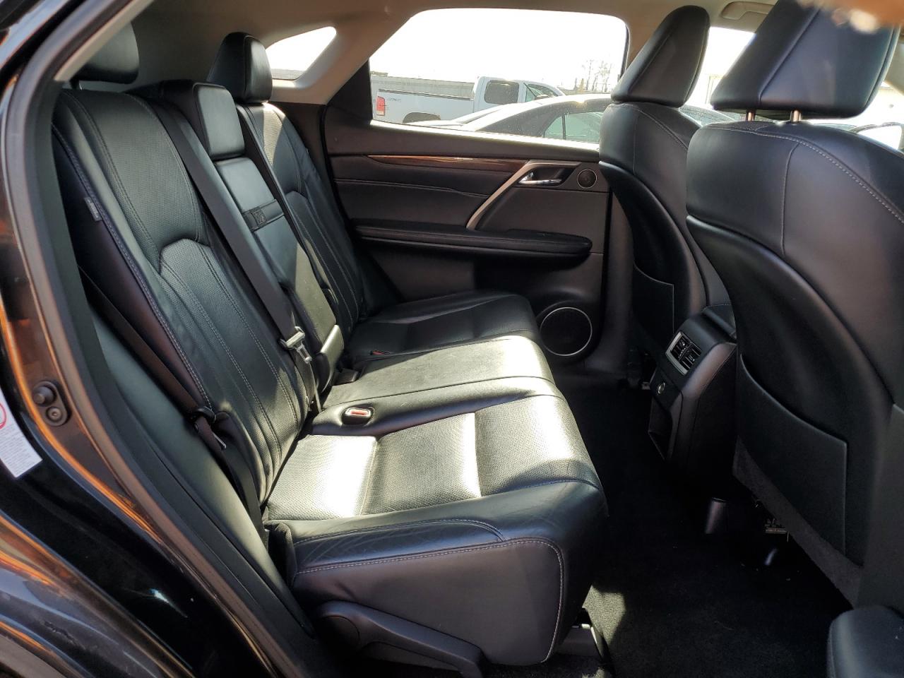 2016 Lexus RX - Image 11