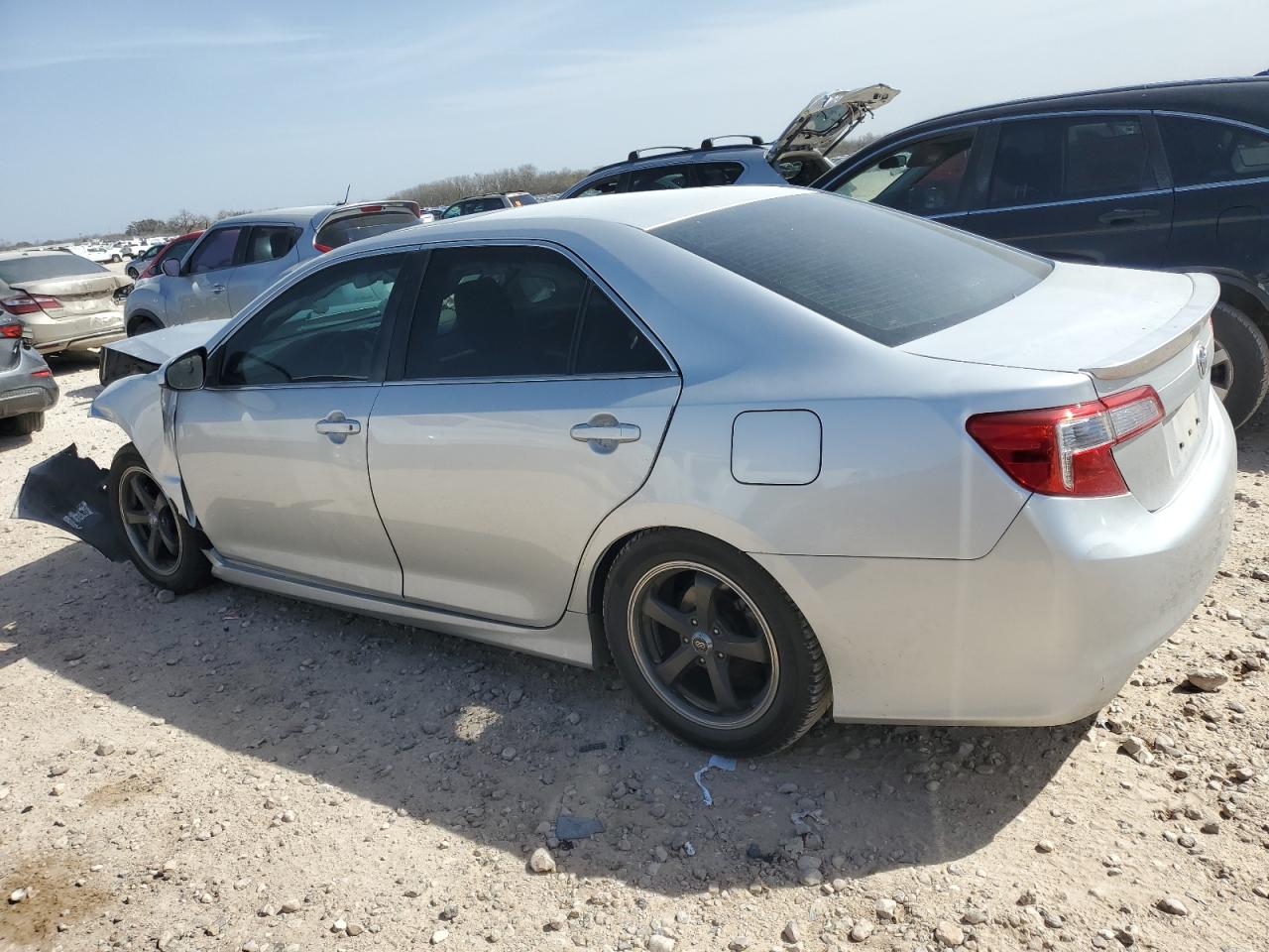 2014 Toyota Camry - Image 2