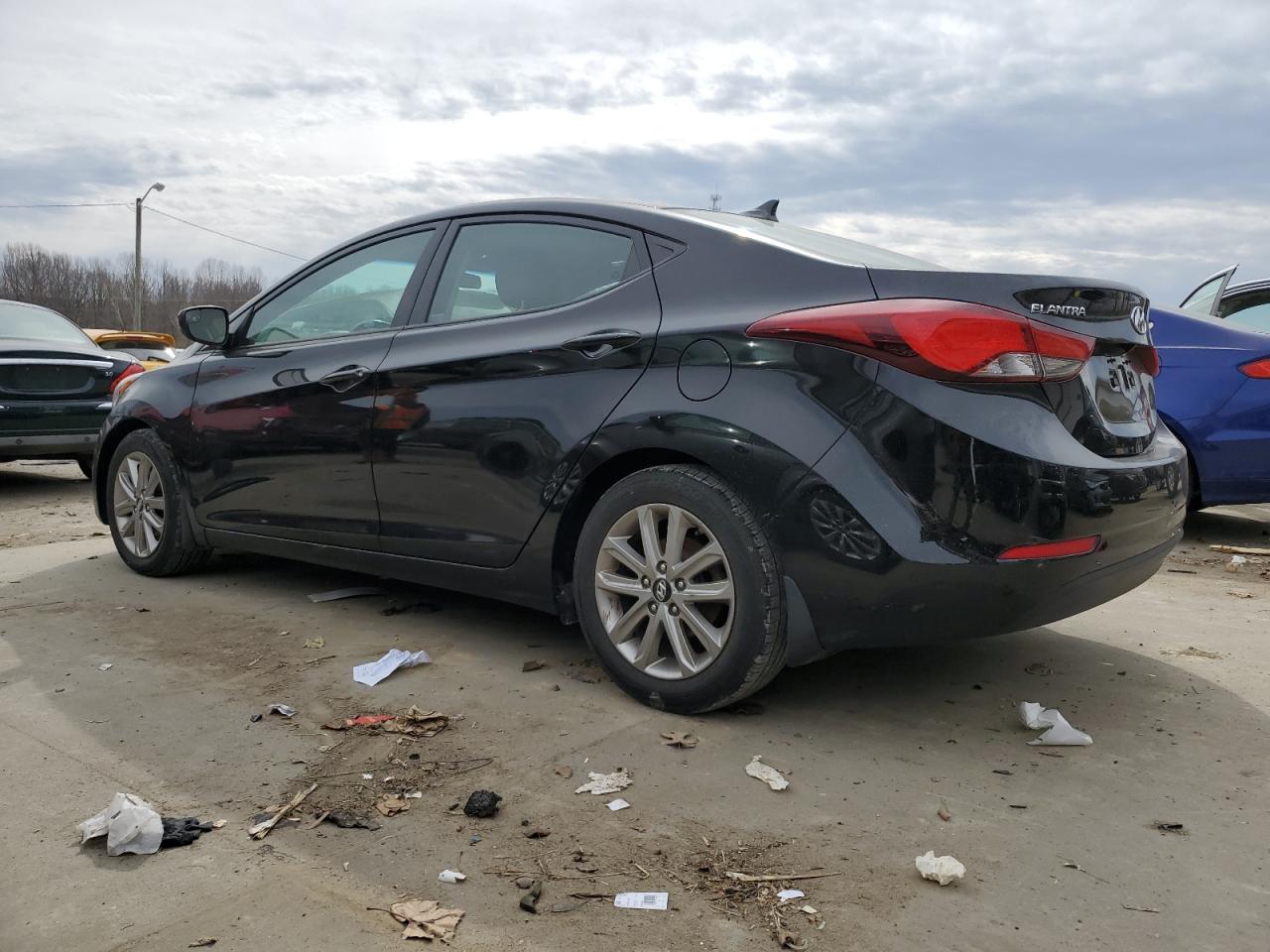 2014 Hyundai Elantra - Image 2