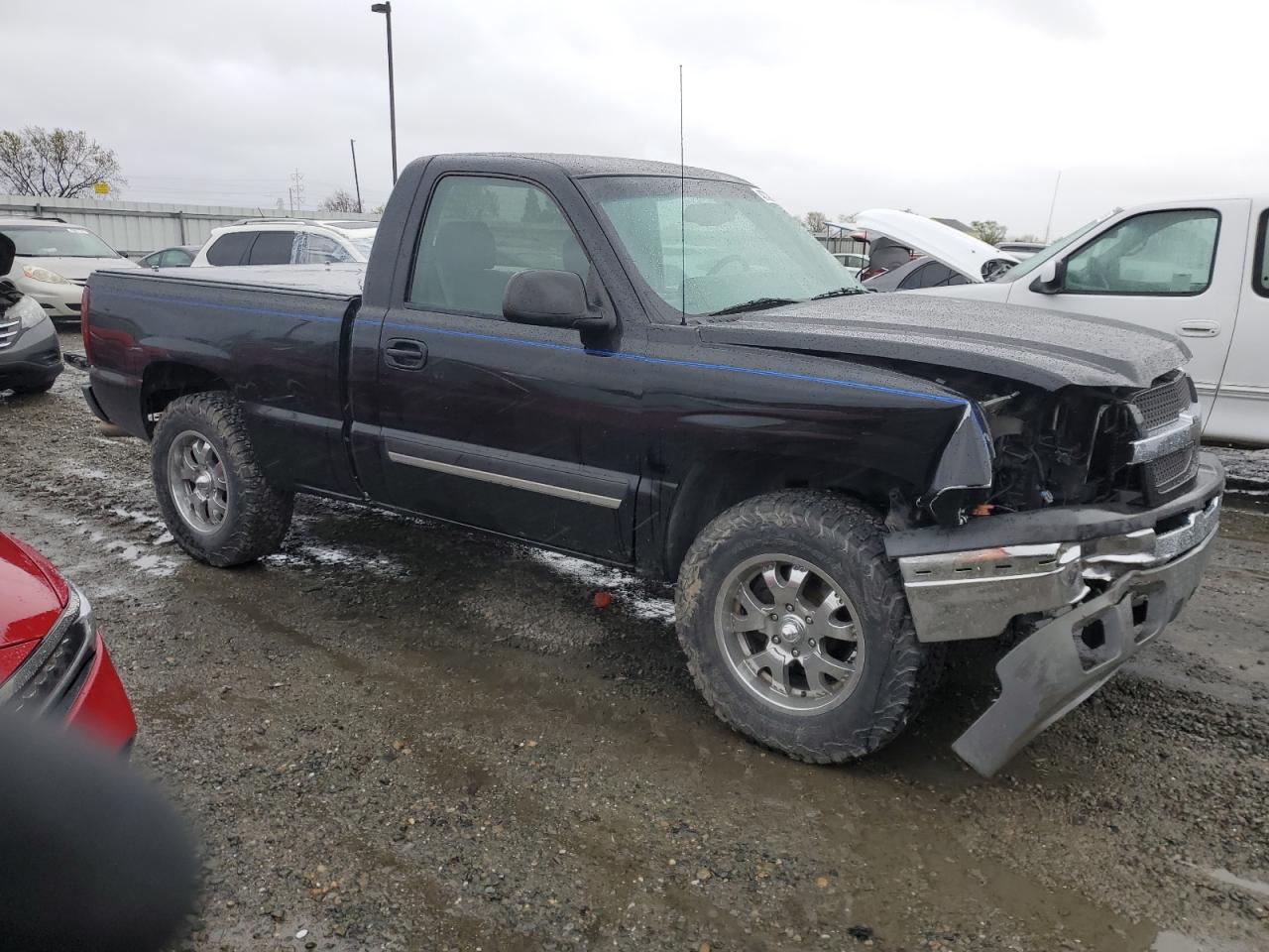 2005 Chevrolet Silverado - Image 4