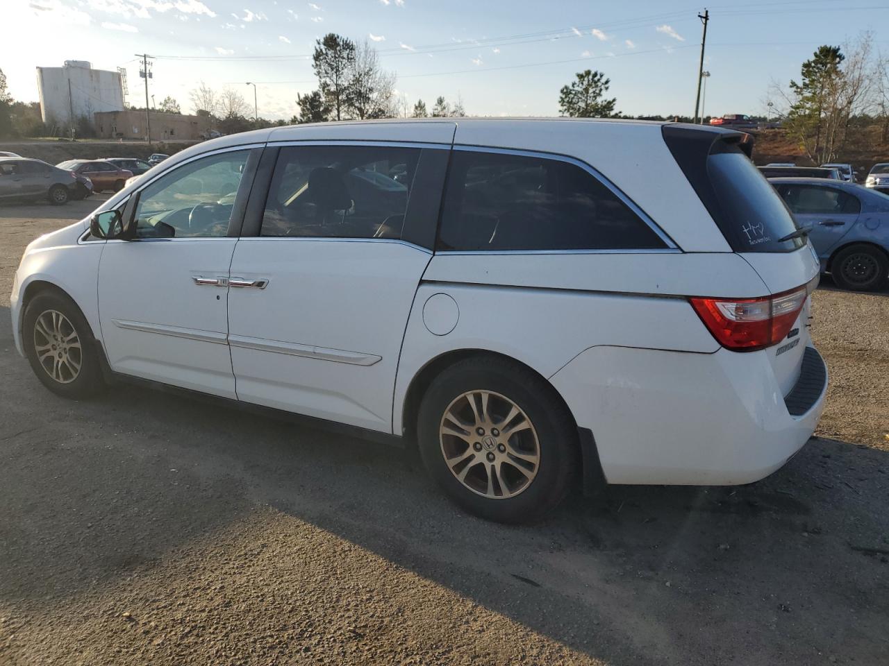 2013 Honda Odyssey - Image 2