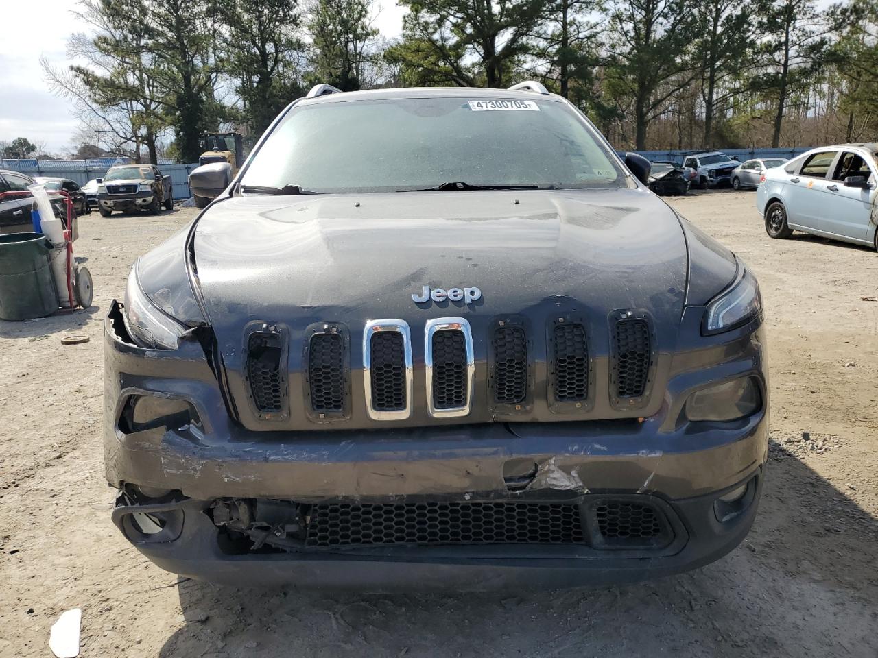 2016 Jeep Grand Cherokee - Image 5