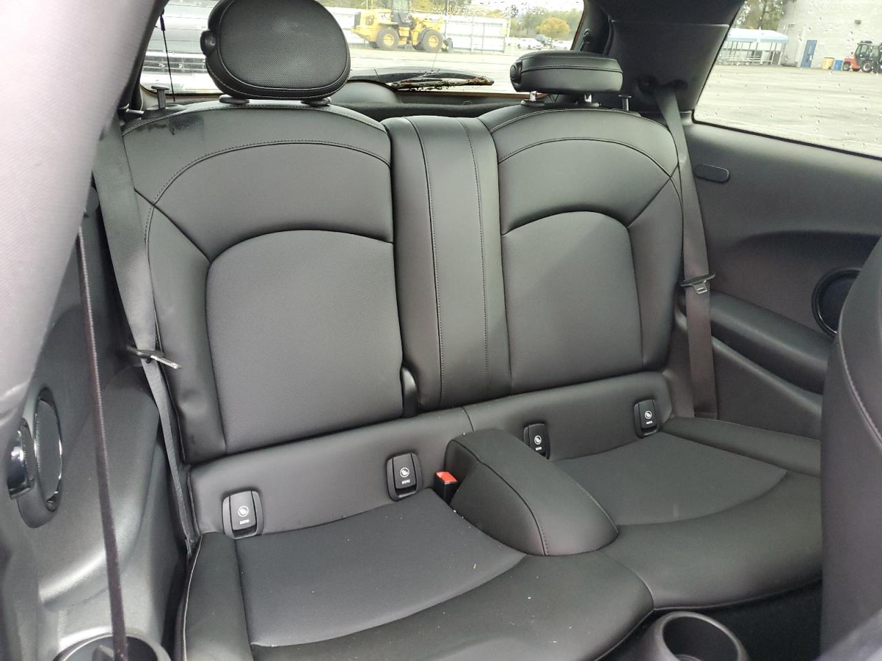 2020 MINI Cooper - Image 10