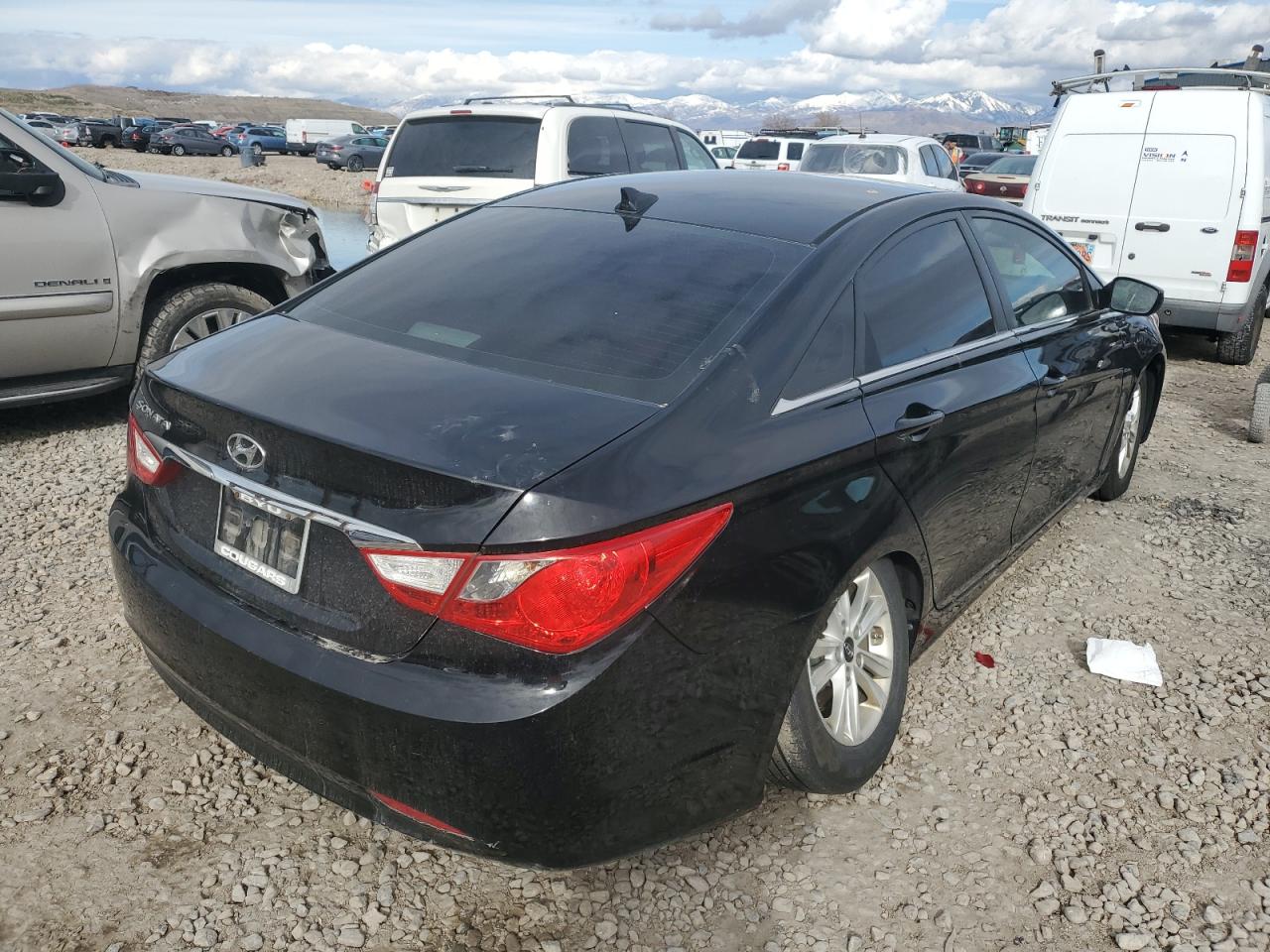 2013 Hyundai Sonata - Image 3