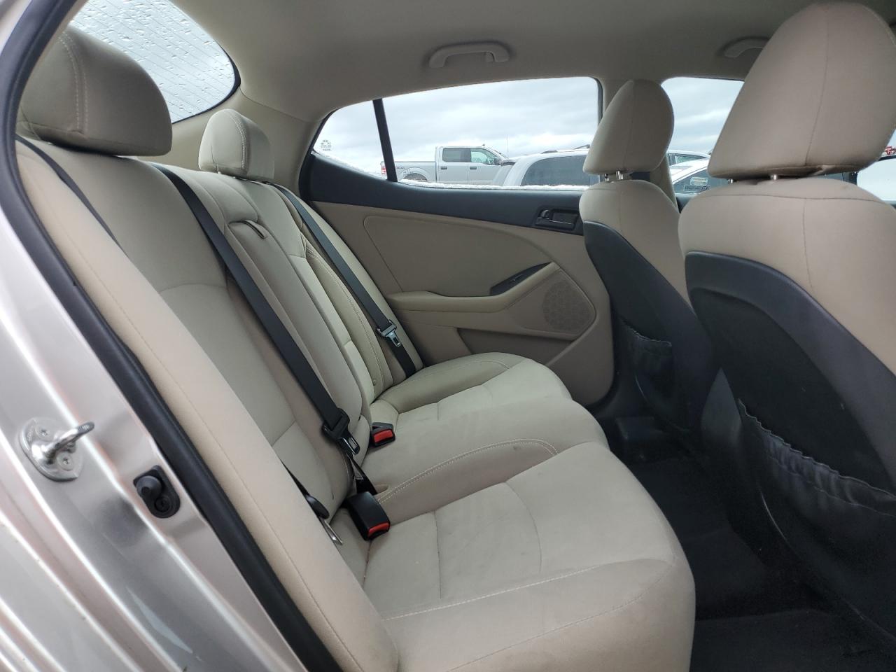 2013 Kia Optima - Image 10