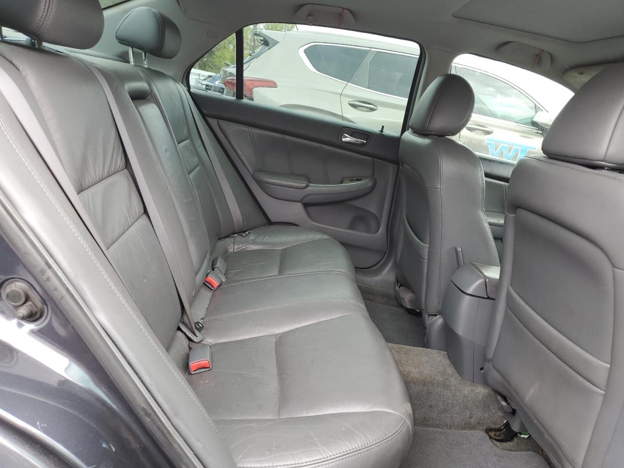 2007 Honda Accord - Image 10