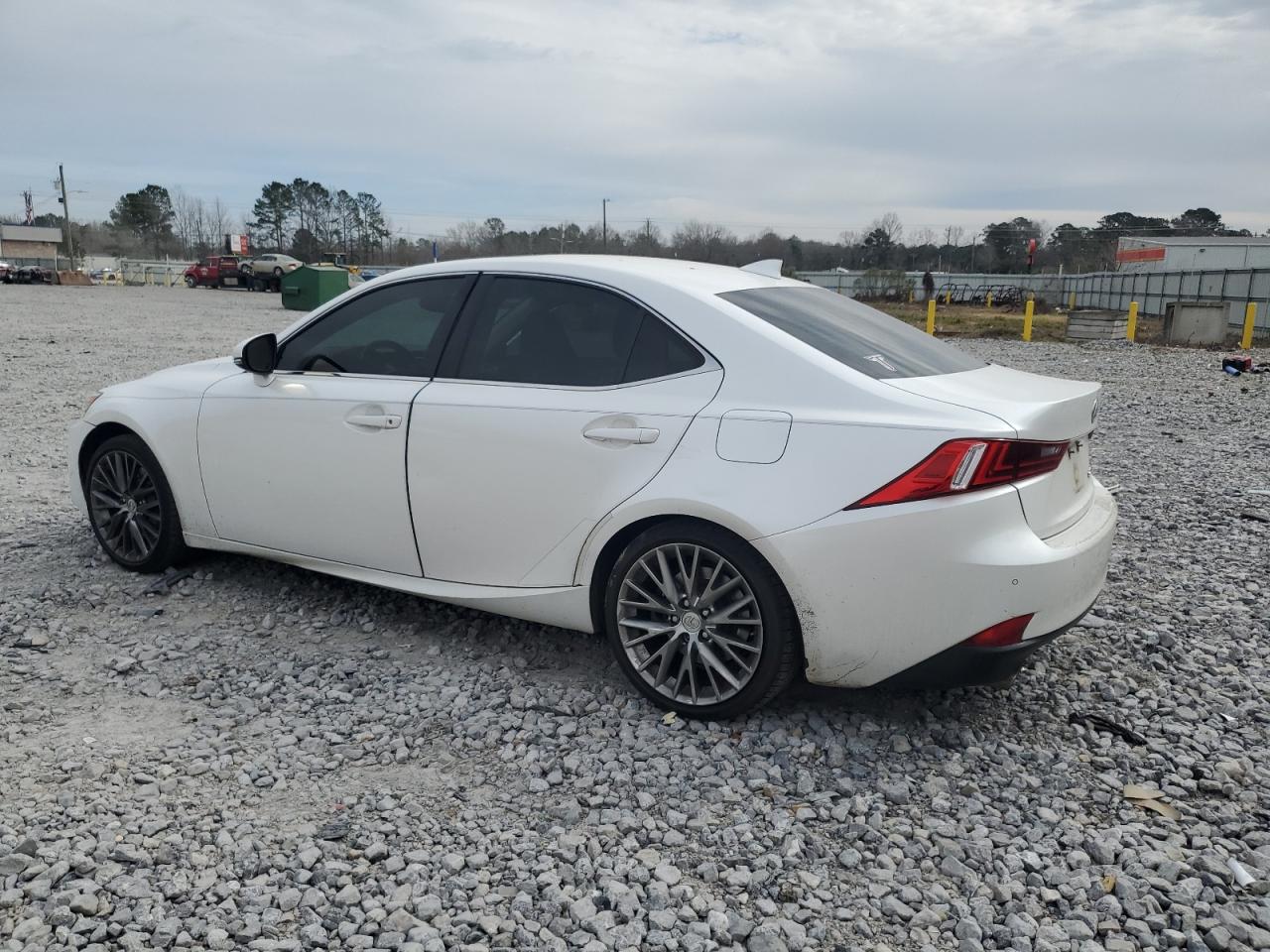 2016 Lexus IS - Image 2
