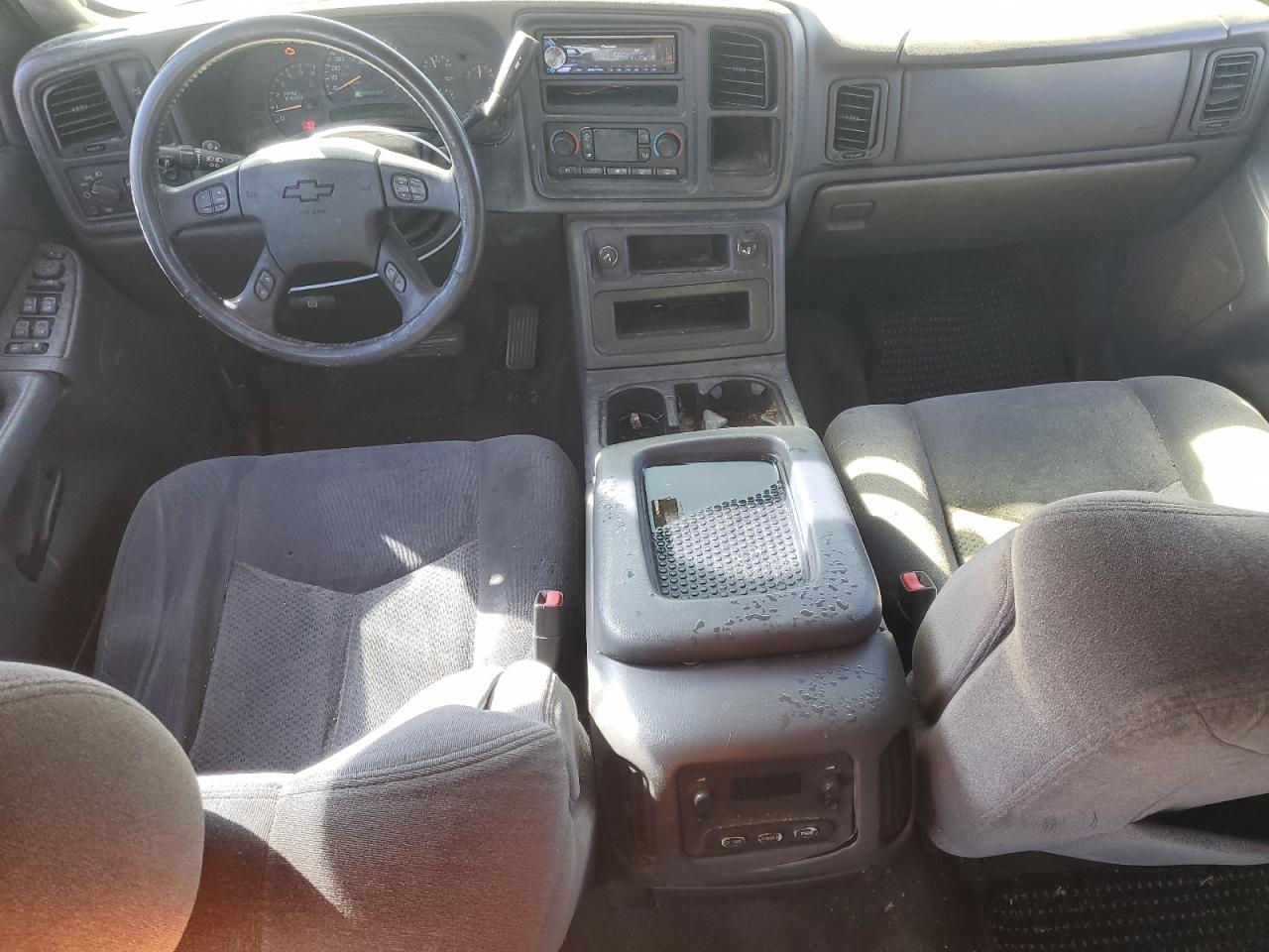 2005 Chevrolet Silverado - Image 8