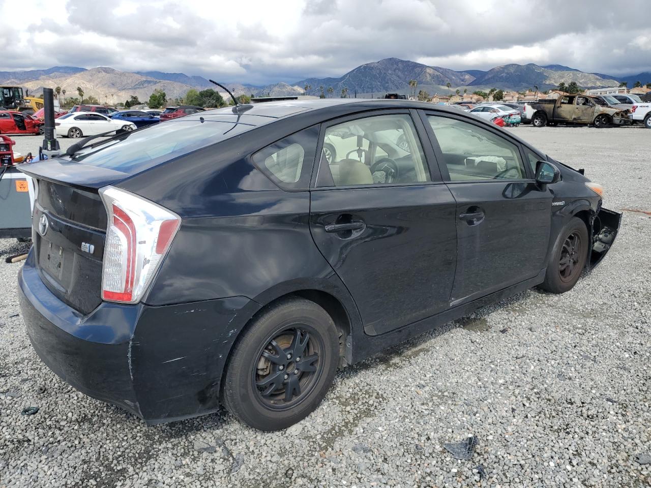 2013 Toyota Prius - Image 3