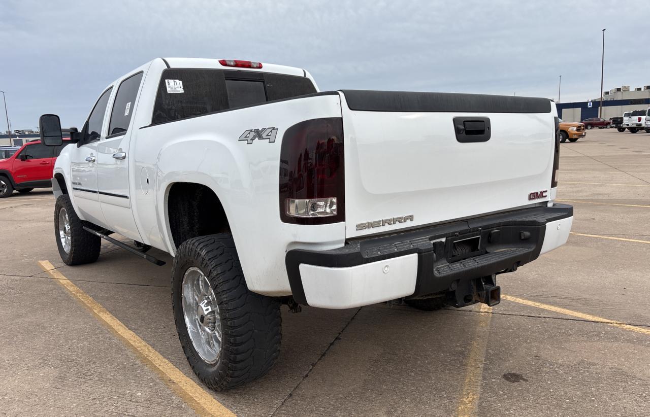 2014 GMC Sierra - Image 3