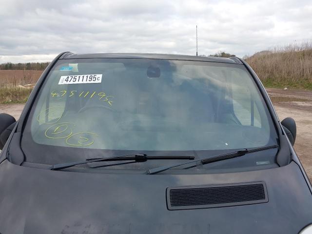 2008 VAUXHALL VIVARO 270