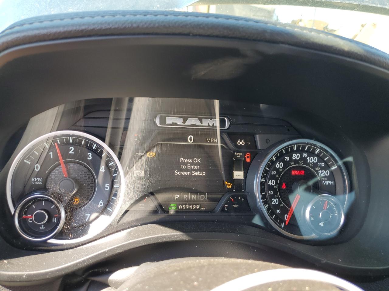 2022 RAM 1500 - Image 9