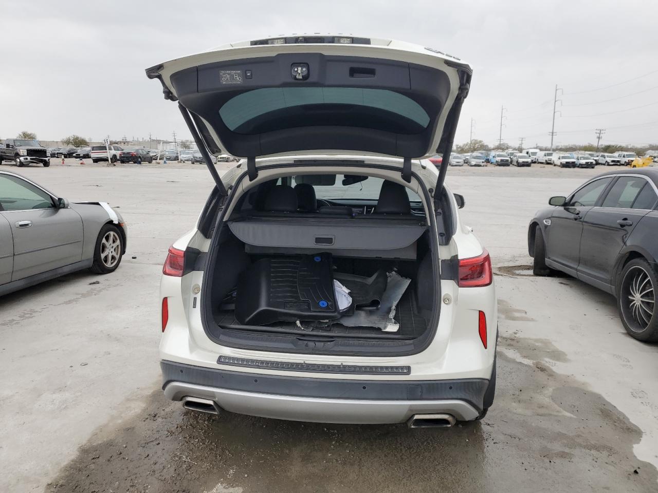2019 Infiniti QX50 - Image 6