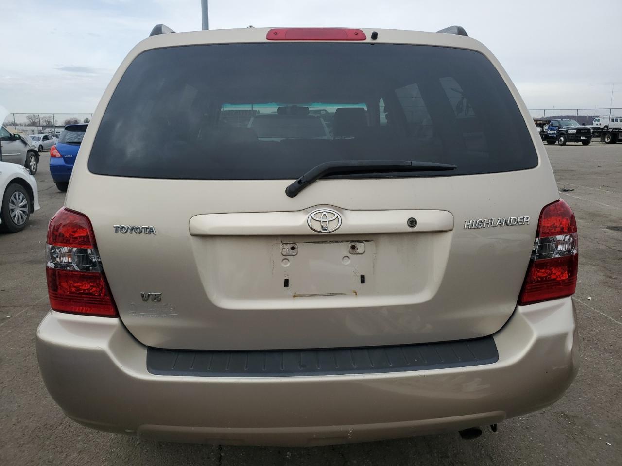2005 Toyota Highlander - Image 6