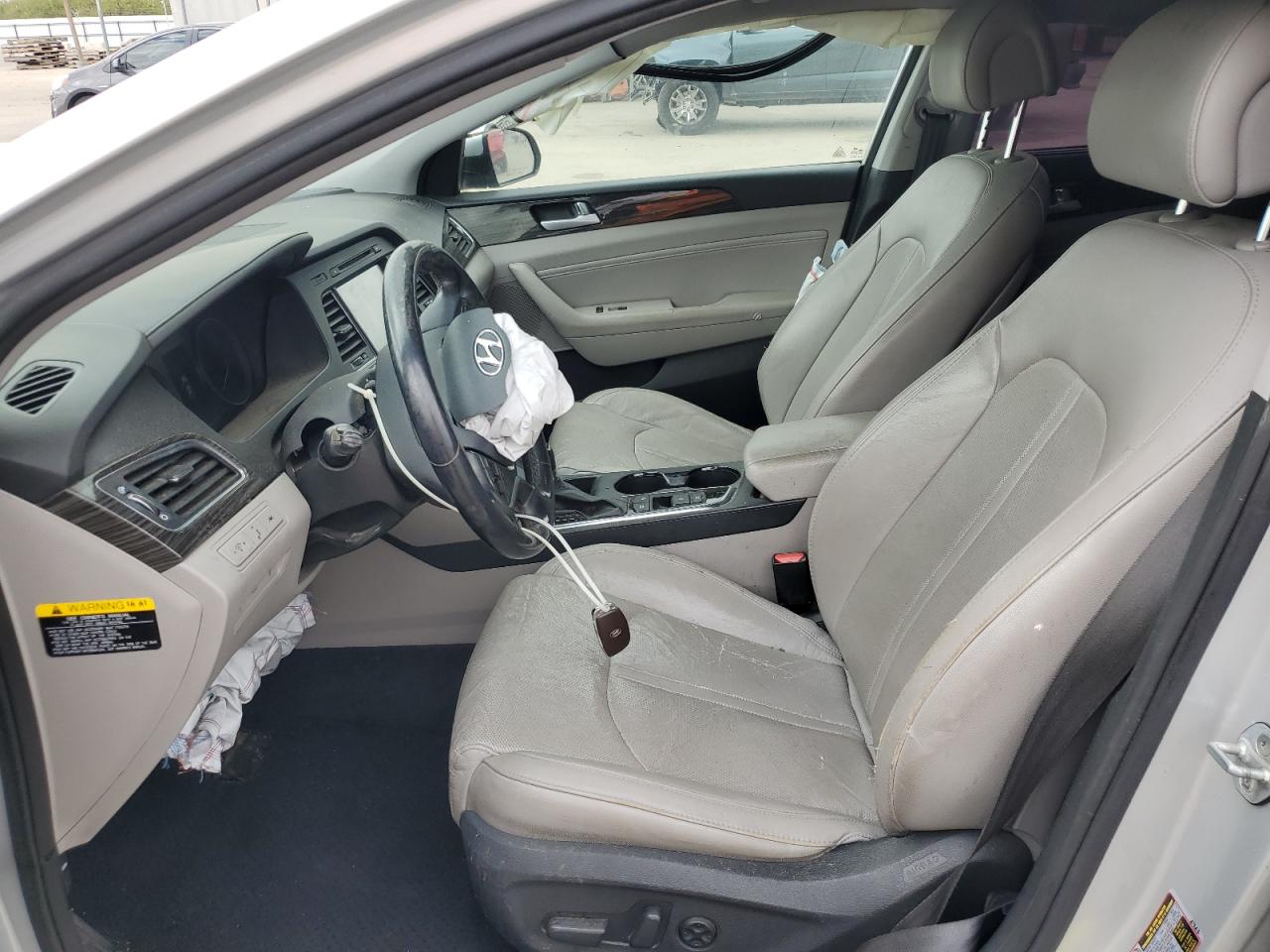 2015 Hyundai Sonata - Image 7