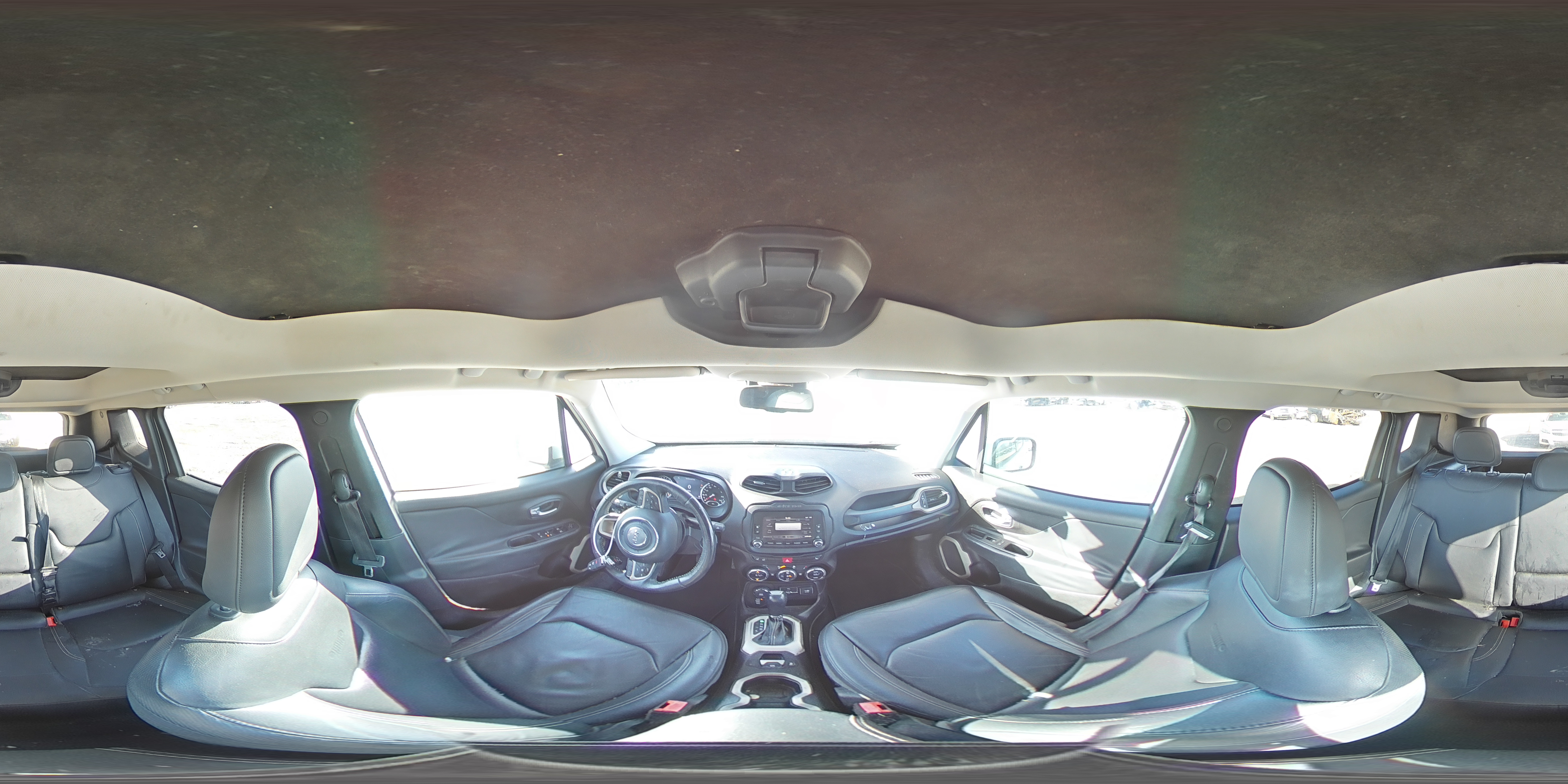 2016 Jeep Renegade - Image 14