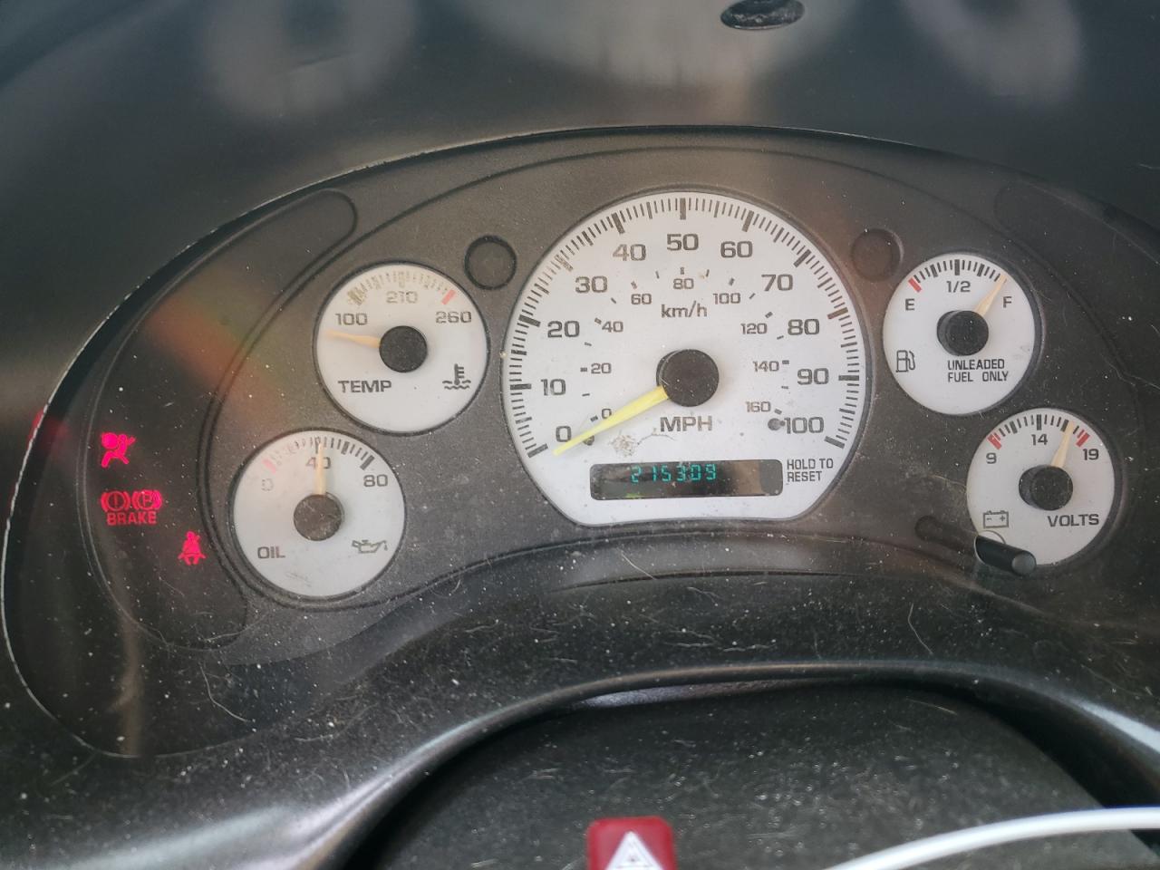 2000 Chevrolet S-10 Pickup - Image 9