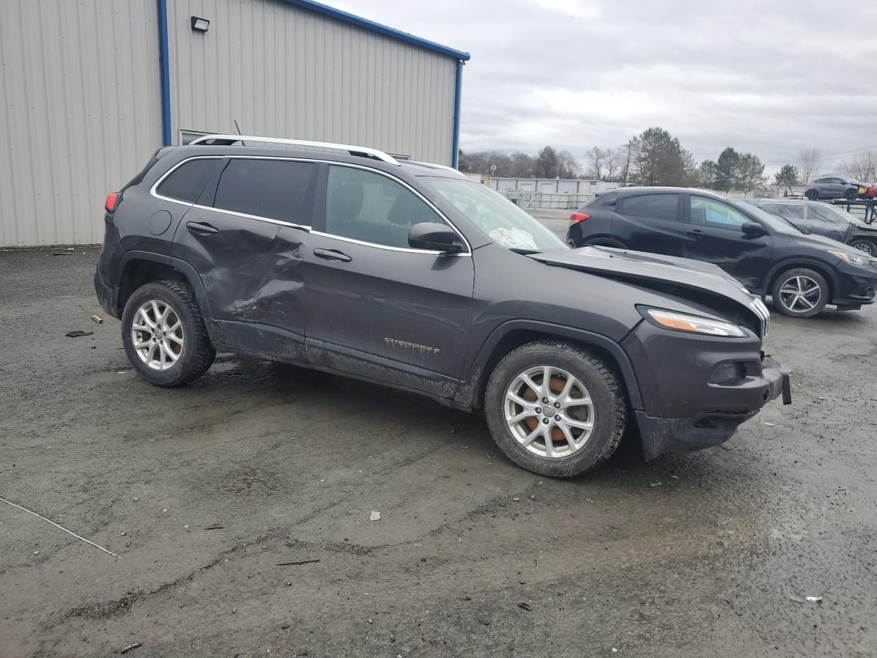 2015 Jeep Grand Cherokee - Image 4