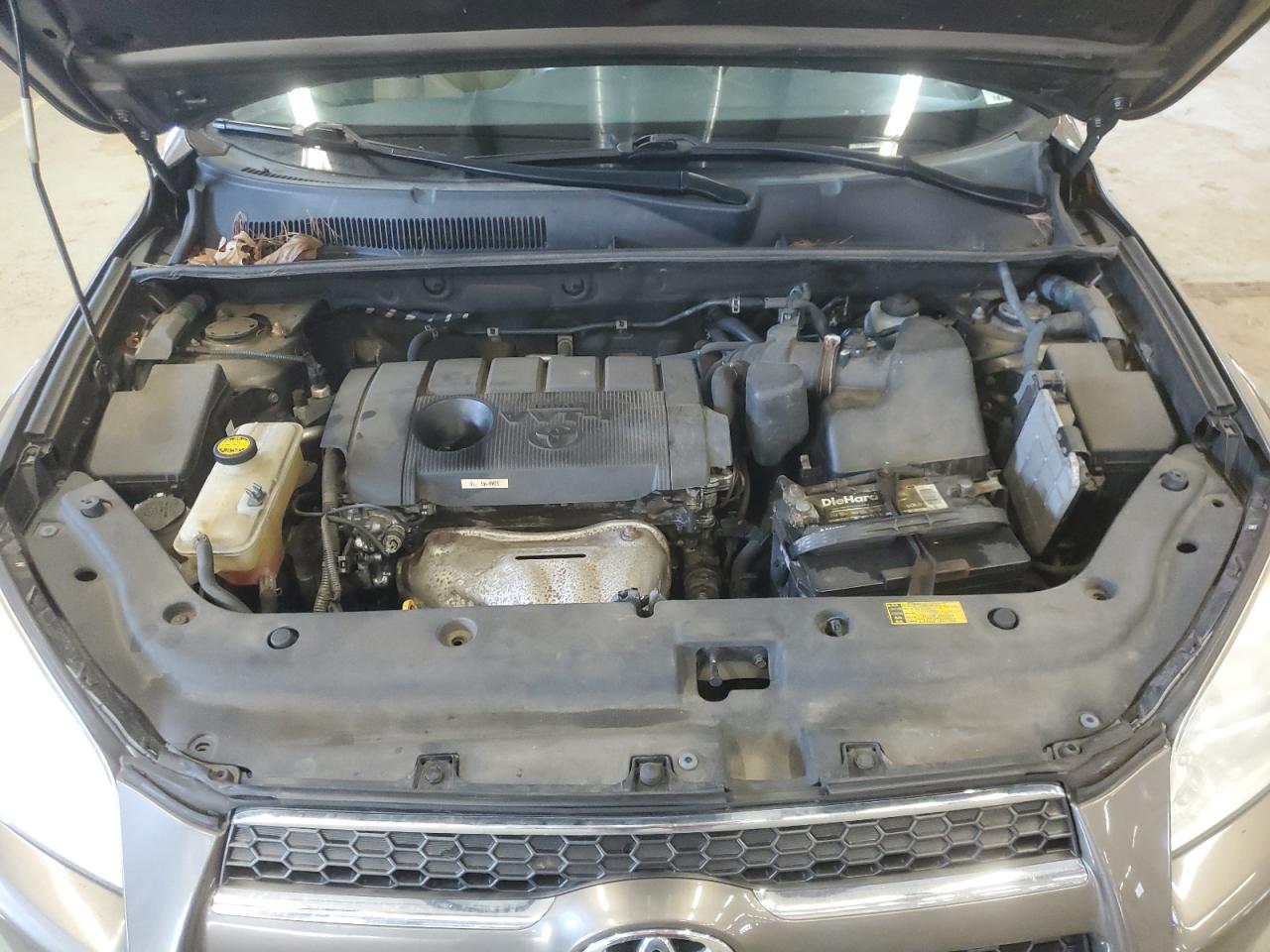 2011 Toyota RAV 4 - Image 12