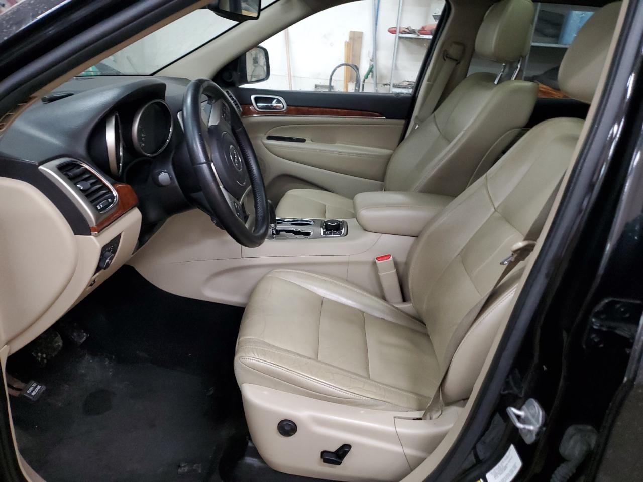 2011 Jeep Grand Cherokee - Image 7