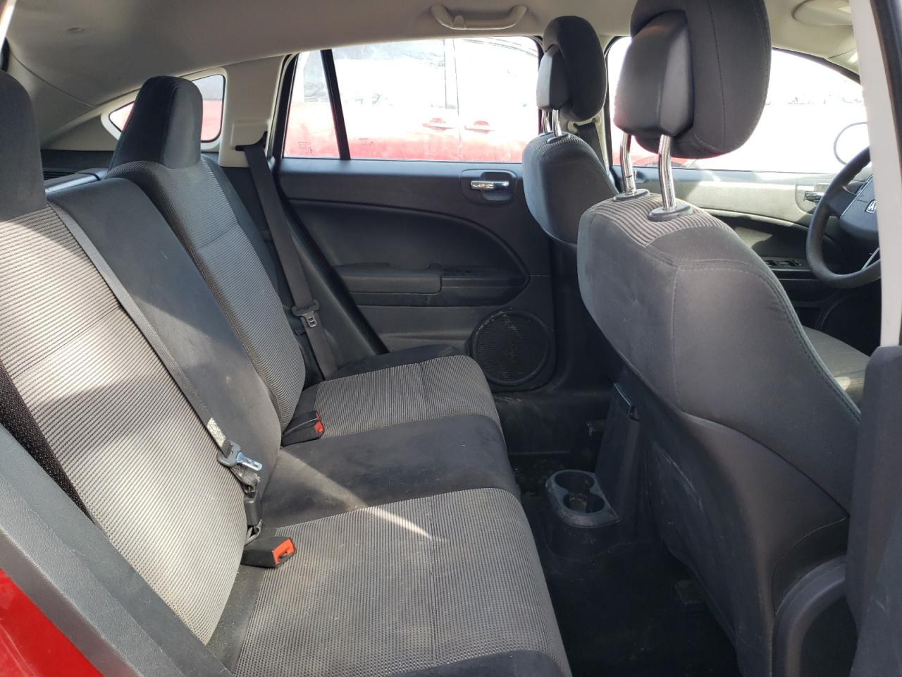 2010 Dodge Caliber - Image 10
