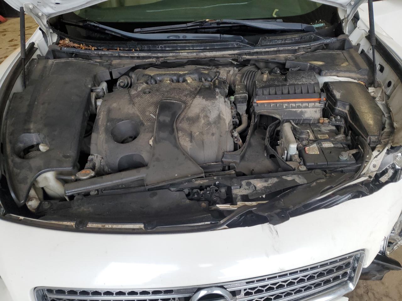 2010 Nissan Maxima - Image 11