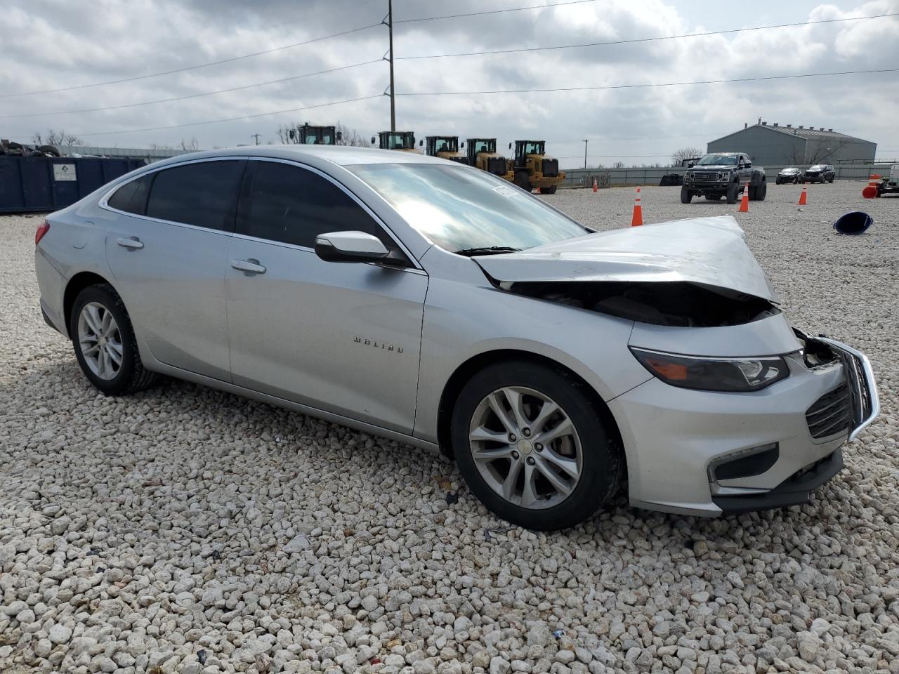 2018 Chevrolet Malibu - Image 4