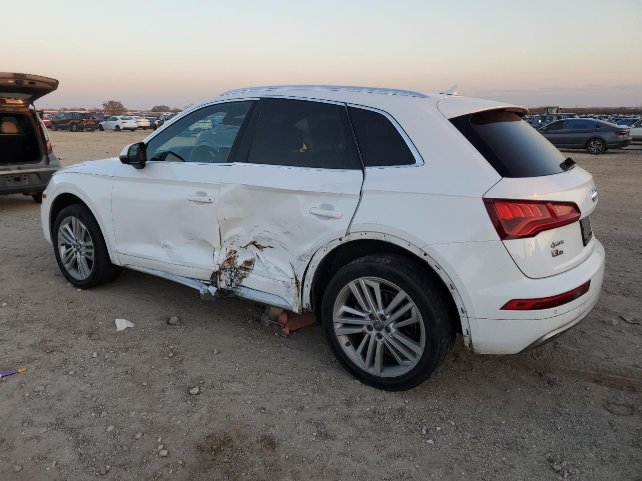 2018 Audi Q5 - Image 2
