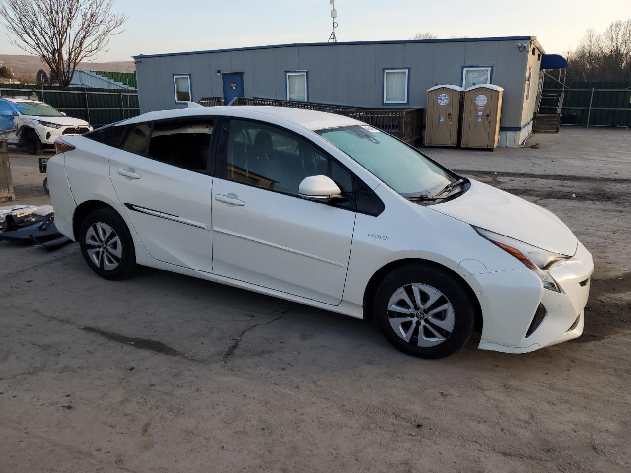 2018 Toyota Prius - Image 4