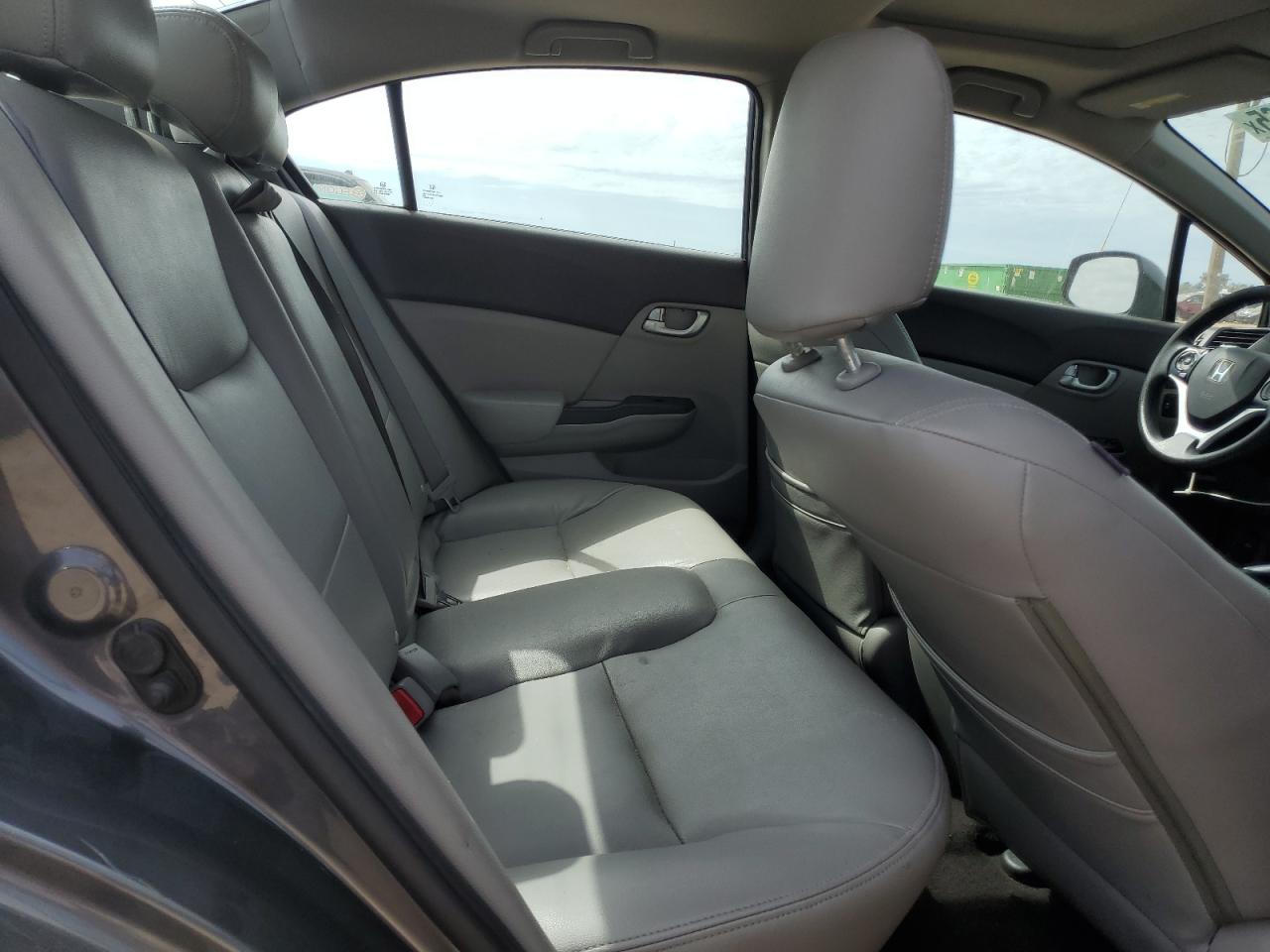 2012 Honda Civic - Image 10