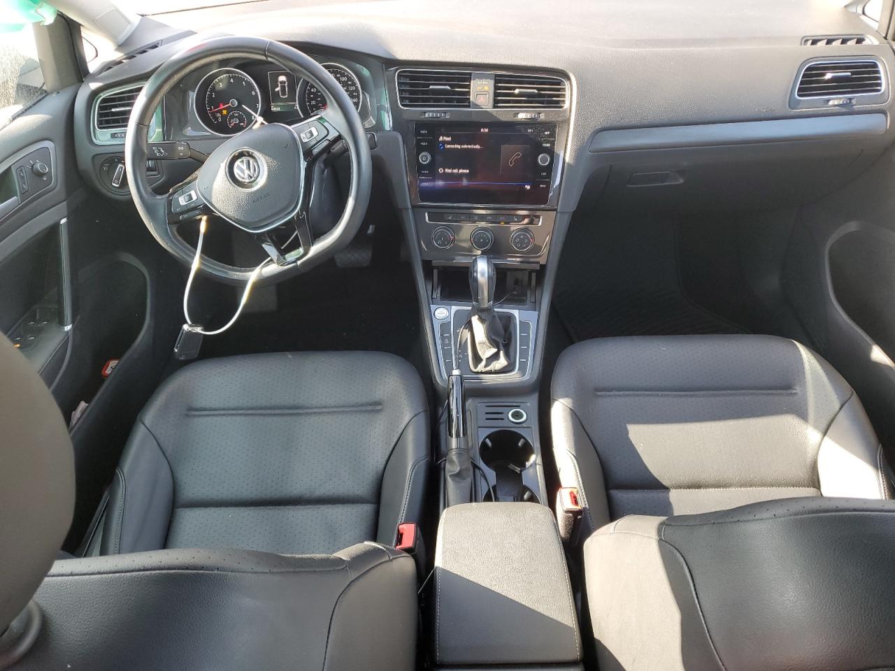 2019 Volkswagen Golf - Image 8