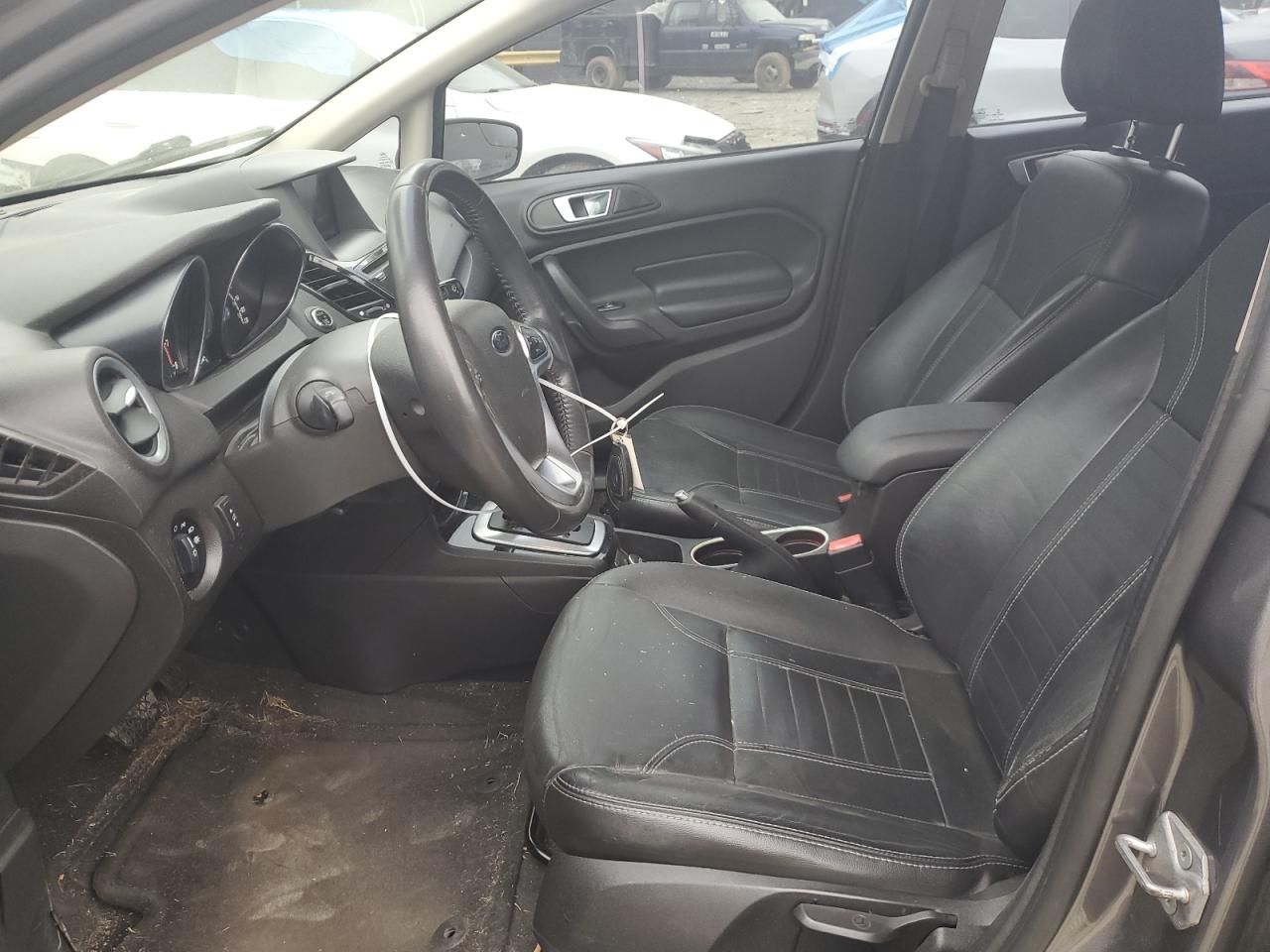 2014 Ford Fiesta - Image 7