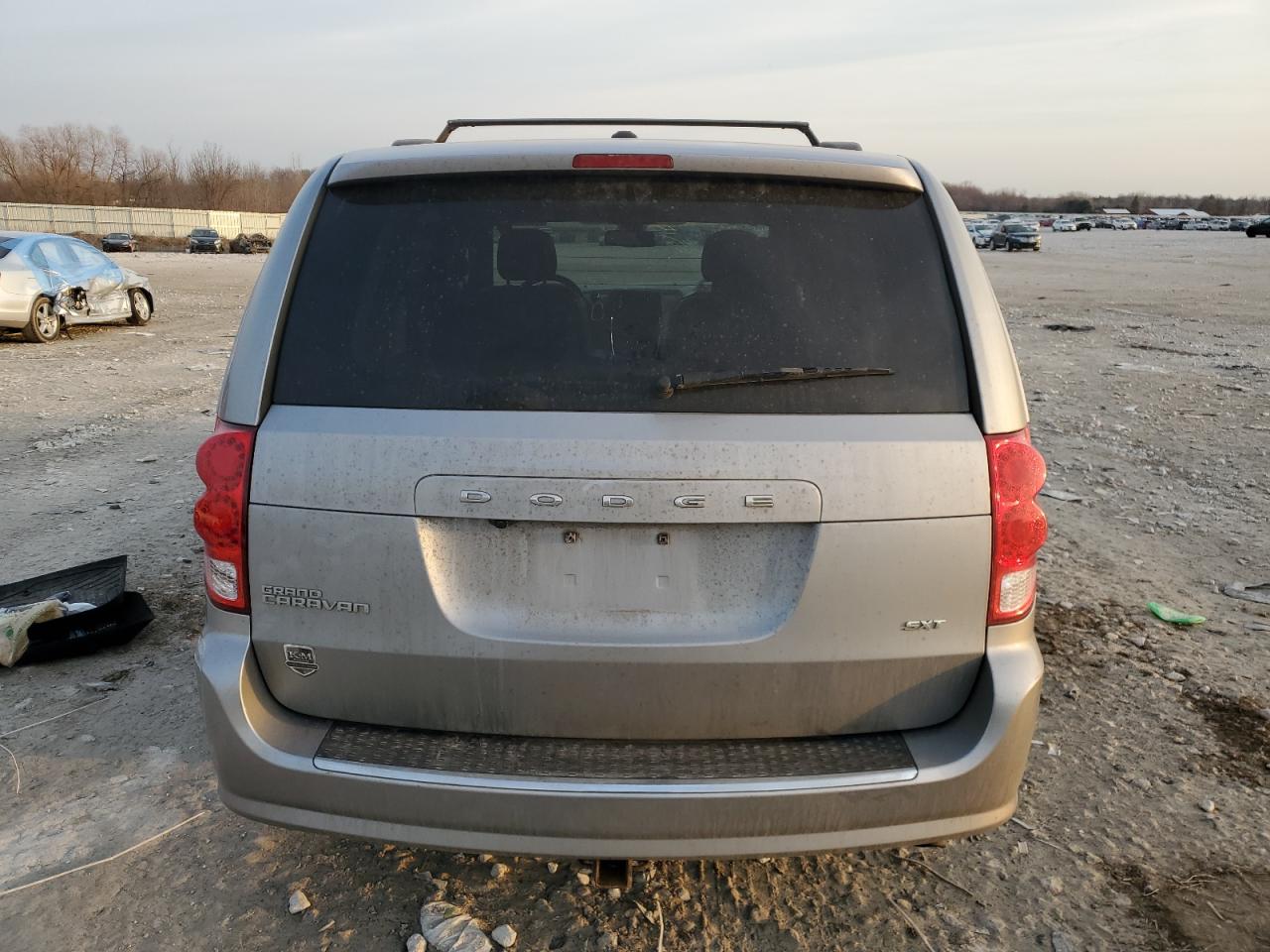 2019 Dodge Caravan - Image 6
