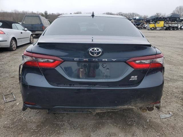  TOYOTA CAMRY 2021 Granatowy