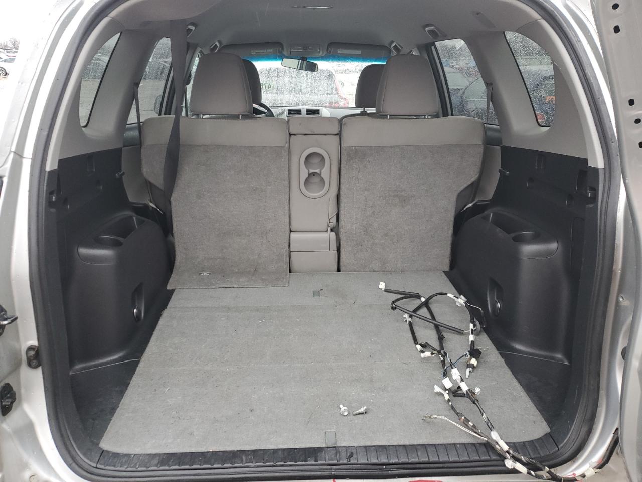 2011 Toyota RAV 4 - Image 6
