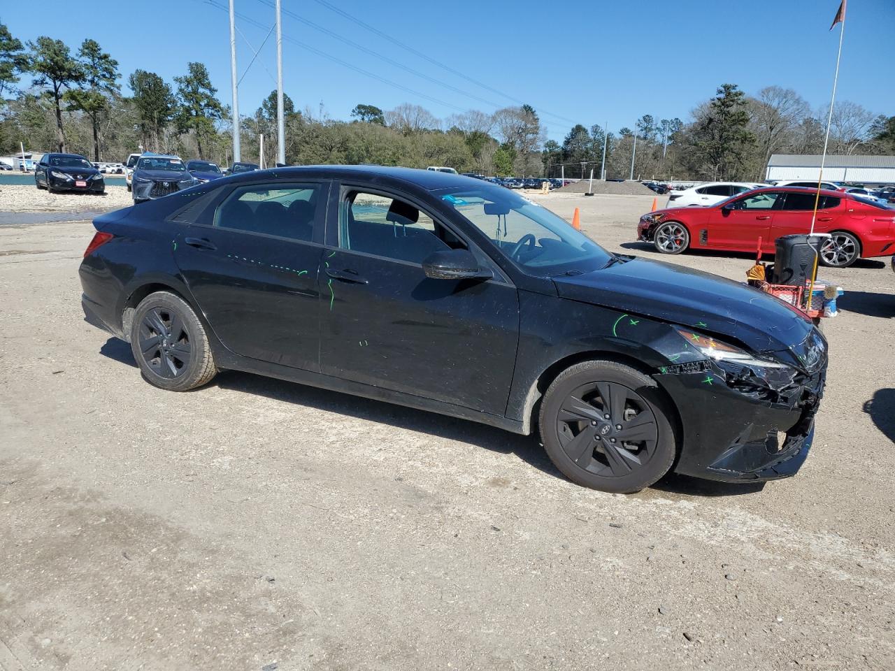 2021 Hyundai Elantra - Image 4