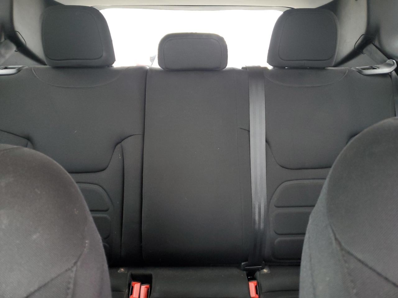 2018 Jeep Renegade - Image 10