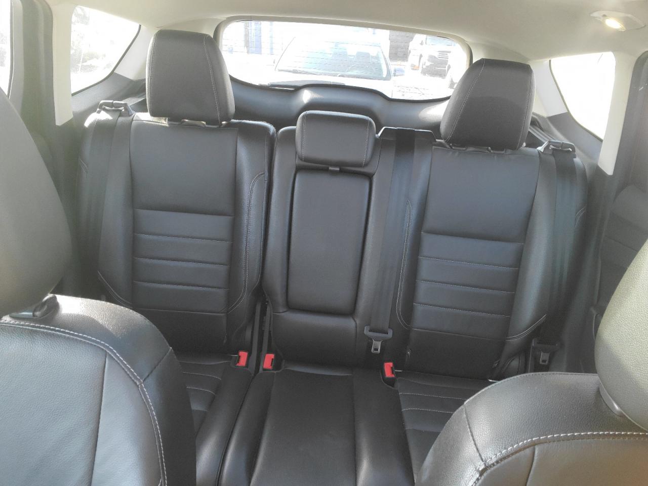 2015 Ford Escape - Image 10
