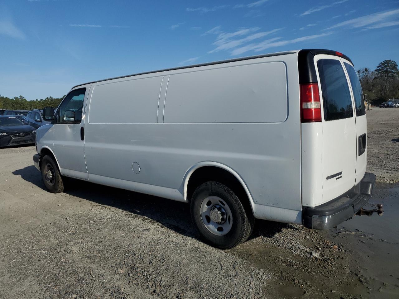 2012 Chevrolet Express - Image 2