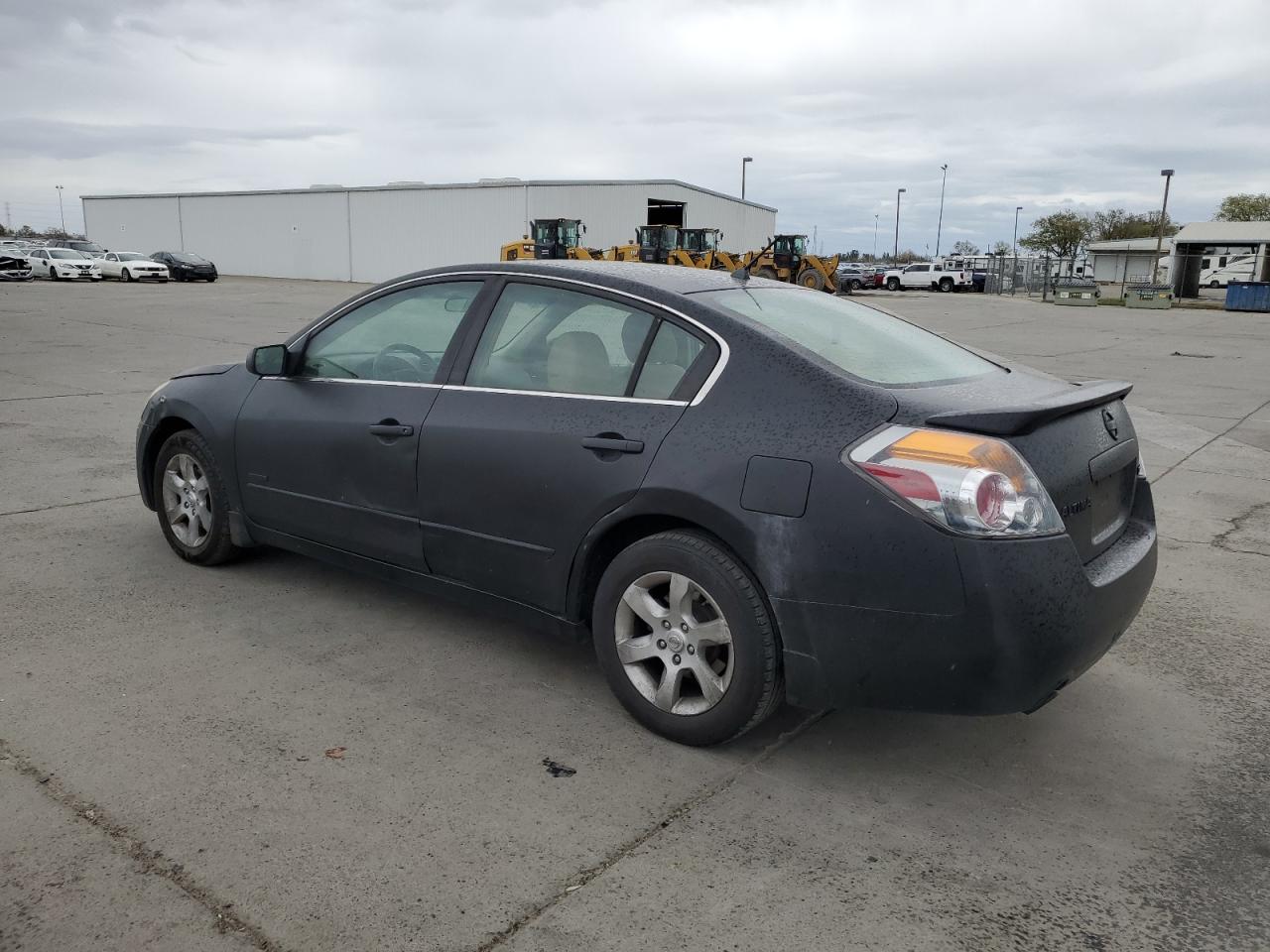 2009 Nissan Altima - Image 2