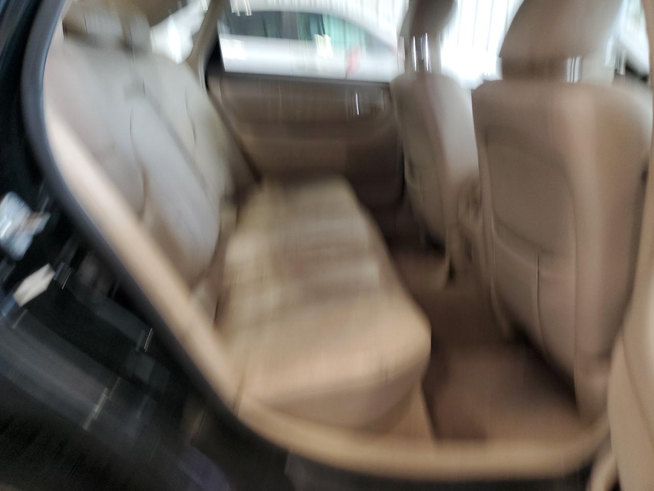 2003 Toyota Avalon - Image 10