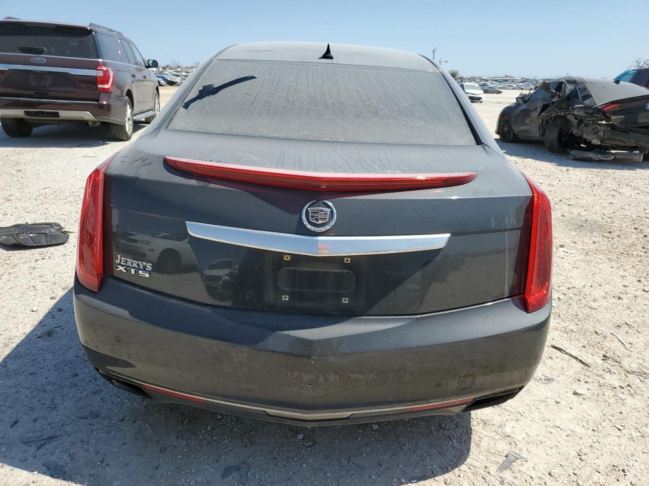 2014 Cadillac XTS - Image 6