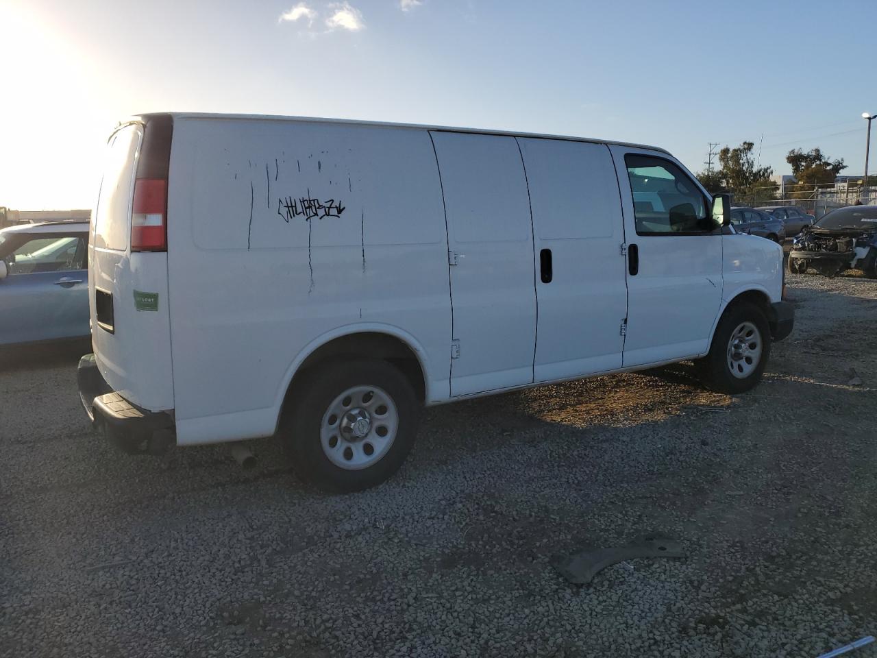 2012 Chevrolet Express - Image 3