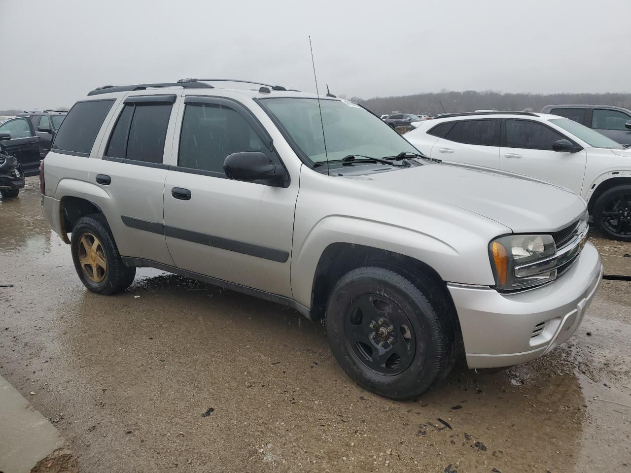 2005 Chevrolet TrailBlazer - Image 4