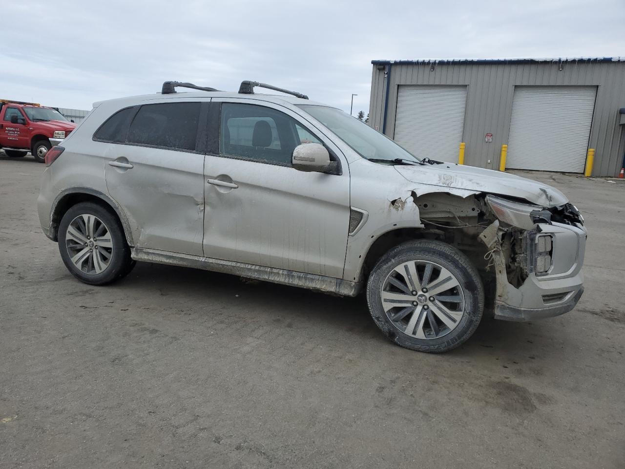 2021 Mitsubishi Outlander - Image 4