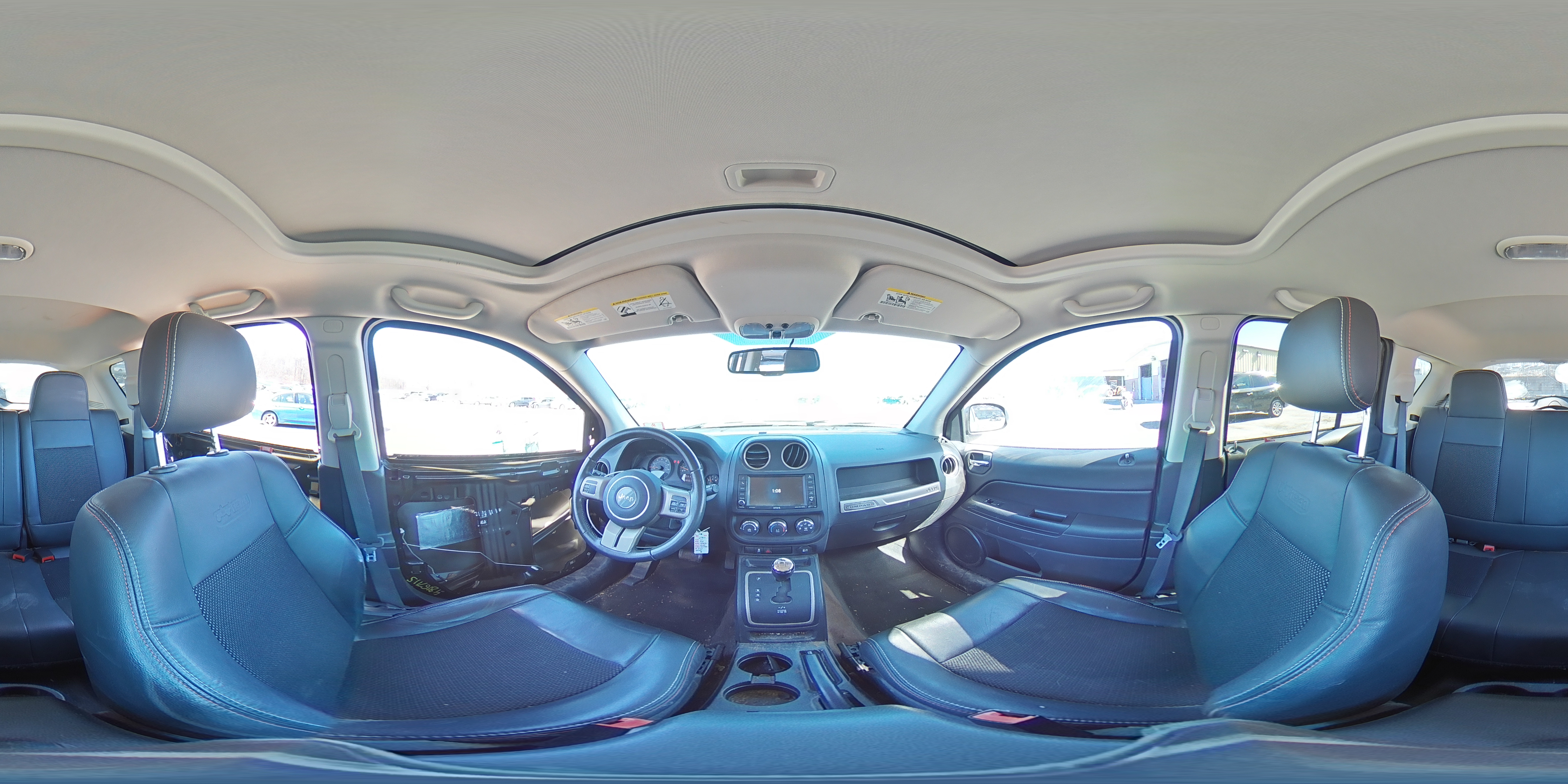 2016 Jeep Compass - Image 13